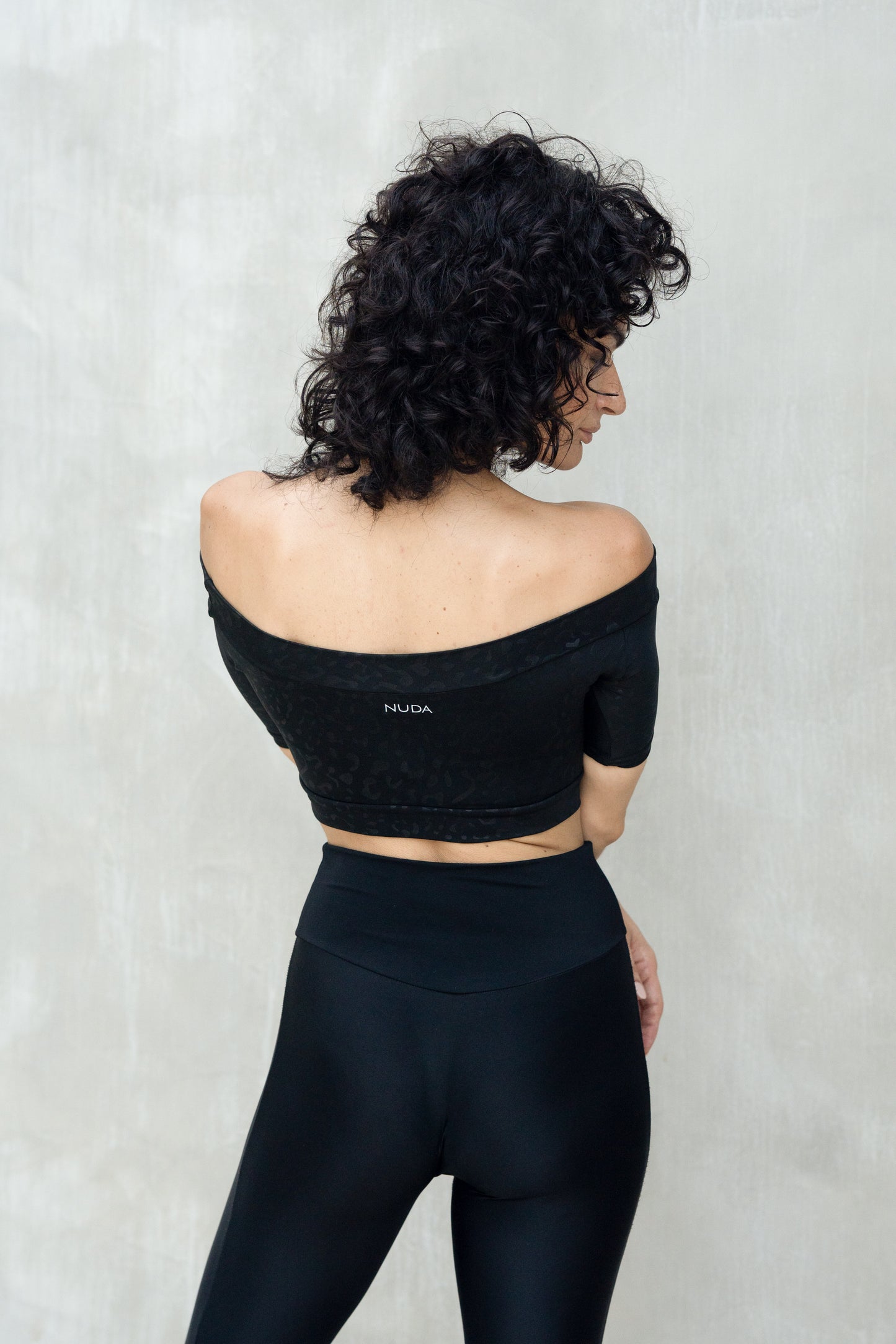 Sandy Cropped Top - Black Jaguar